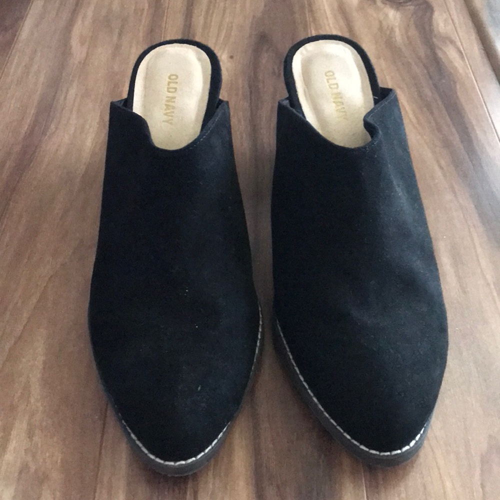 Size 9 old navy booties